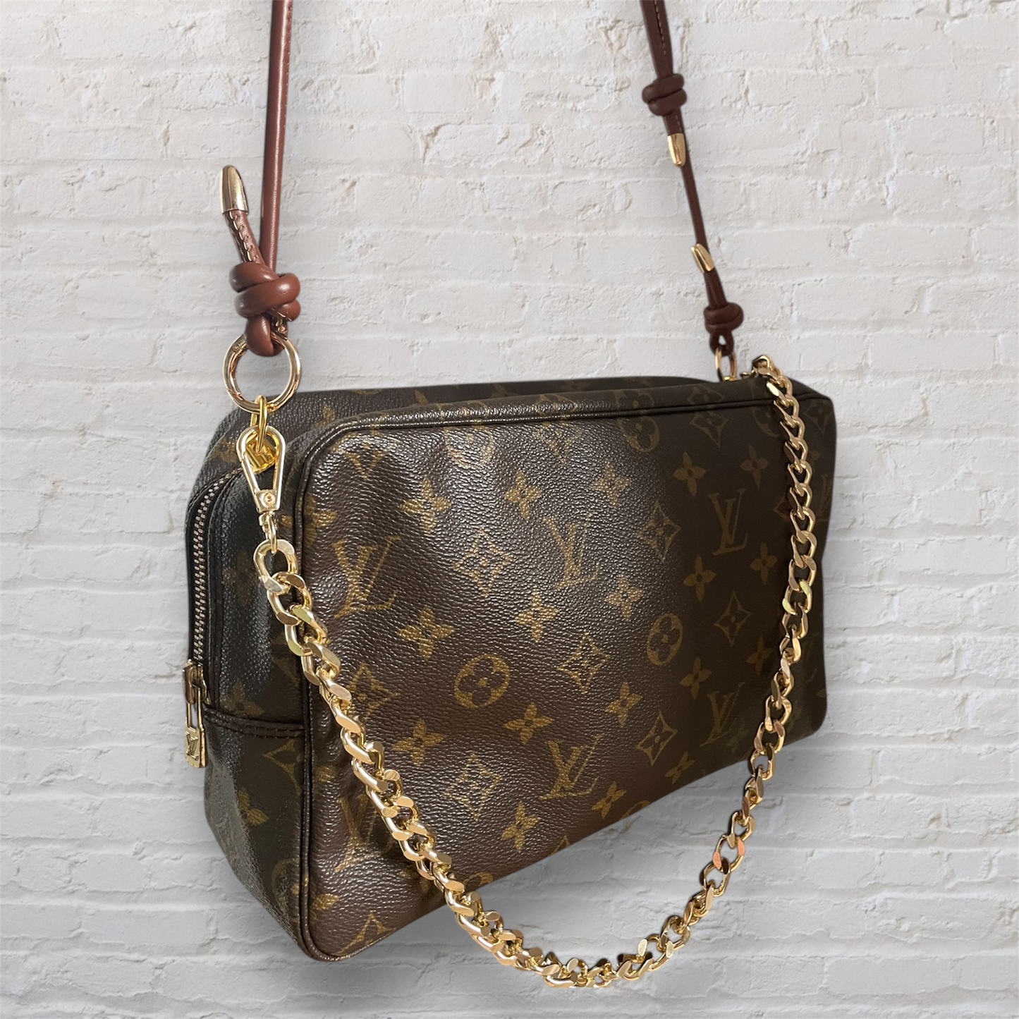 Louis Vuitton Trousseau De Toilette 28 crossbody