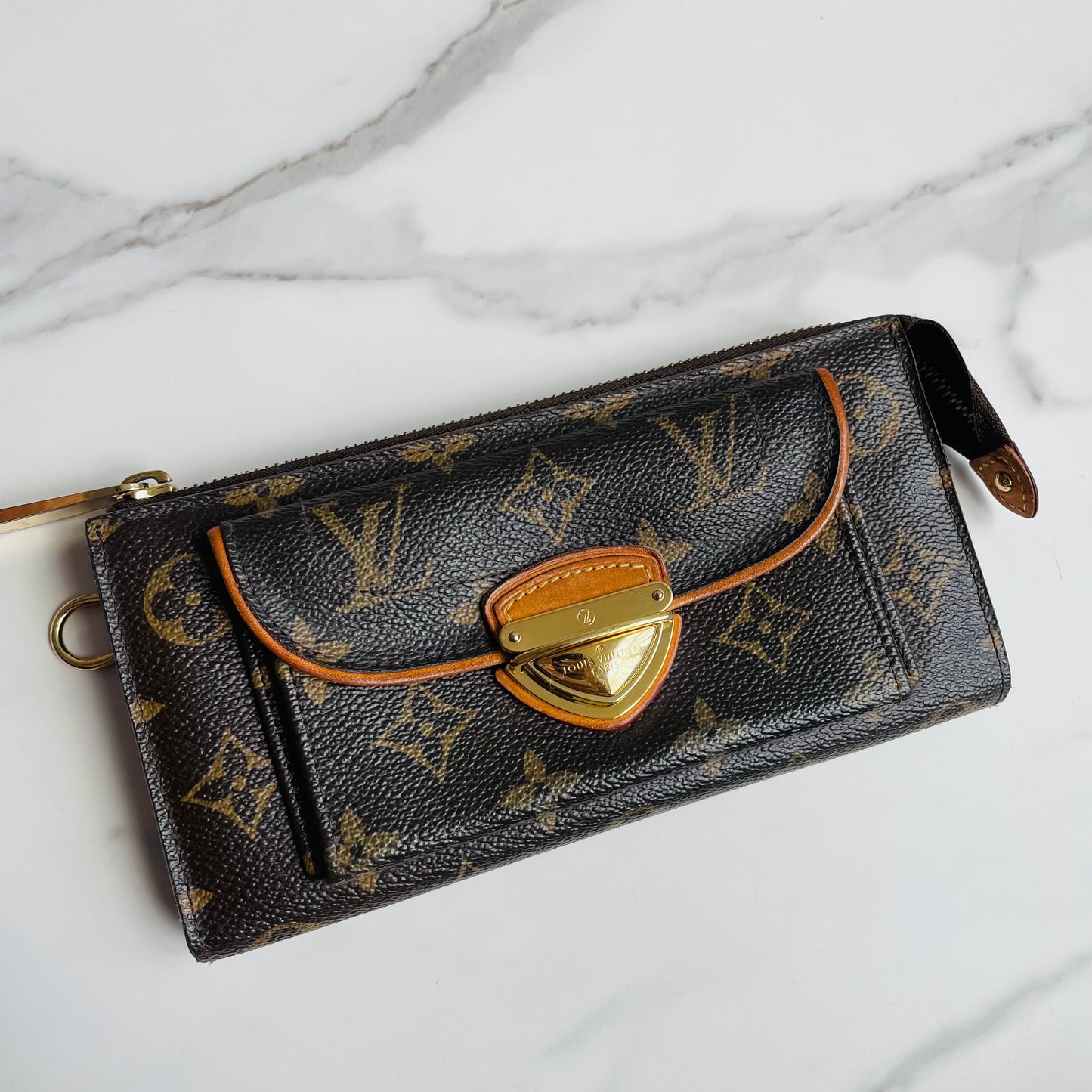 Authentic vintage Louis Vuitton Astrid wallet