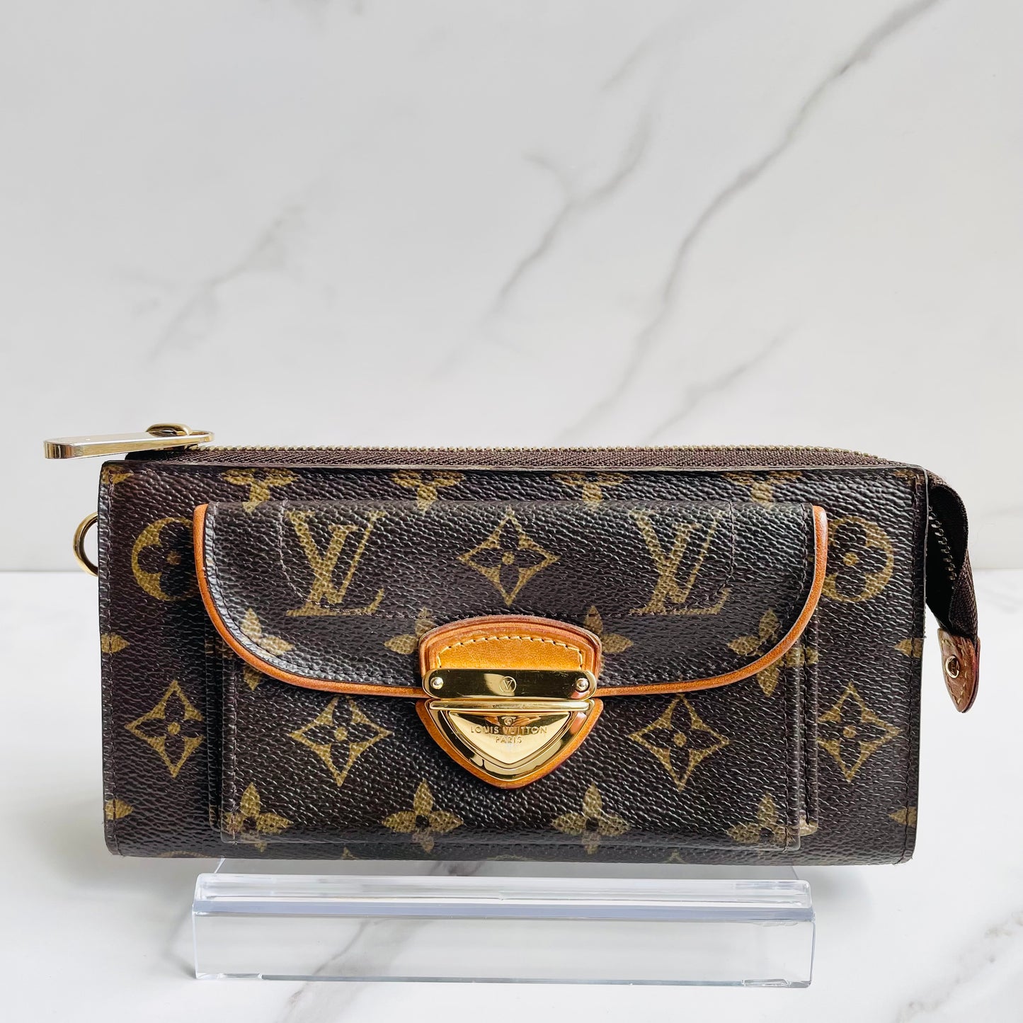 Authentic vintage Louis Vuitton Astrid wallet