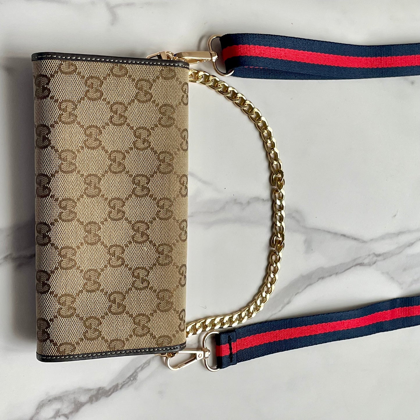 Gucci Microguccissima Wallet on Chain