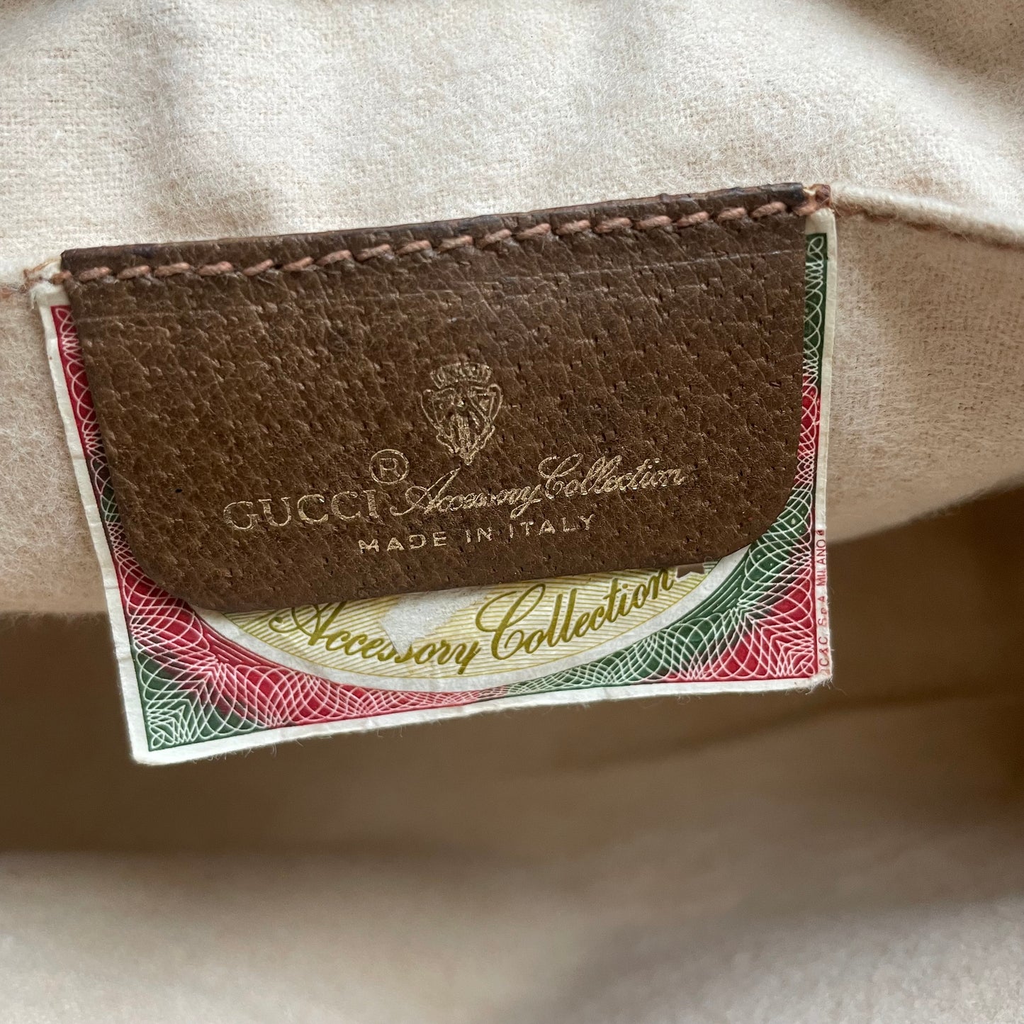 Authentic vintage Gucci clutch with strap
