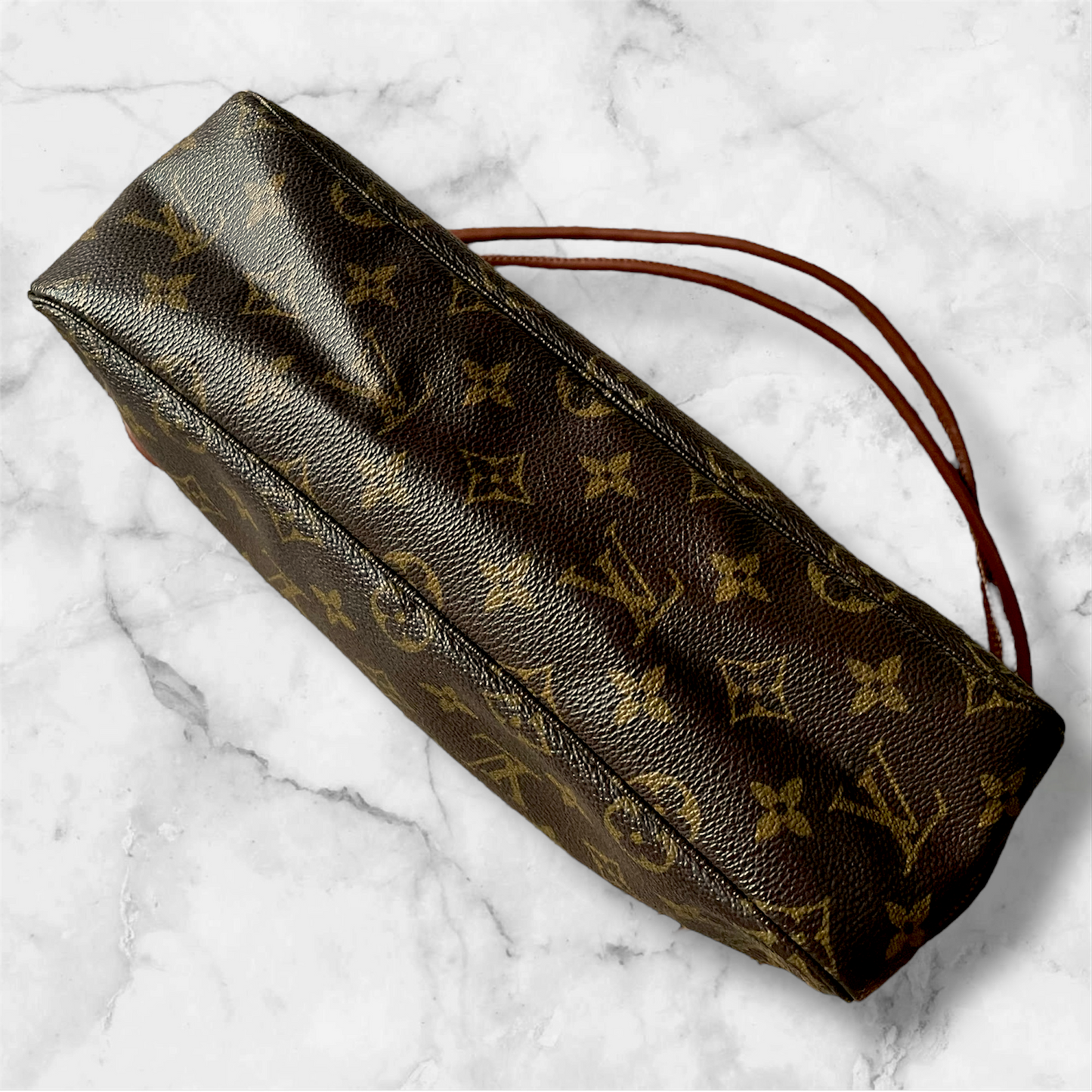 Louis Vuitton Trousseau De Toilette 28 crossbody