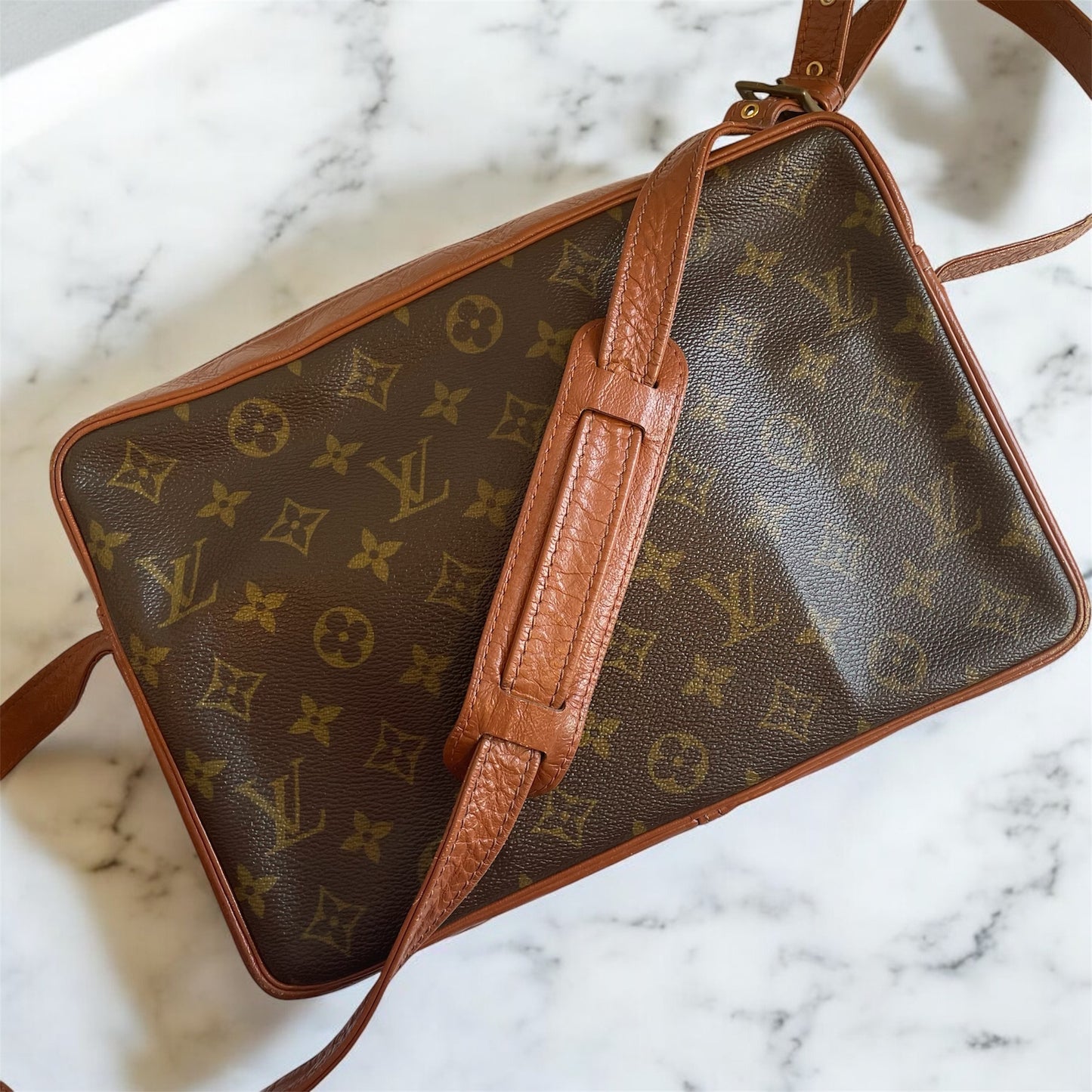 Louis Vuitton Monogram Sac Bandoulier