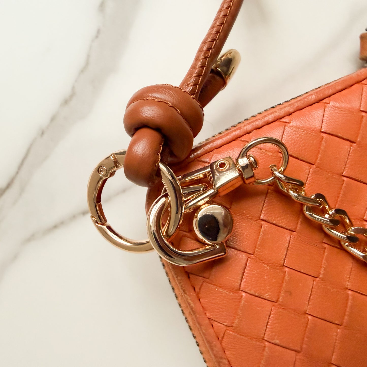 Authentic Bottega Venata Zipper wallet on chain