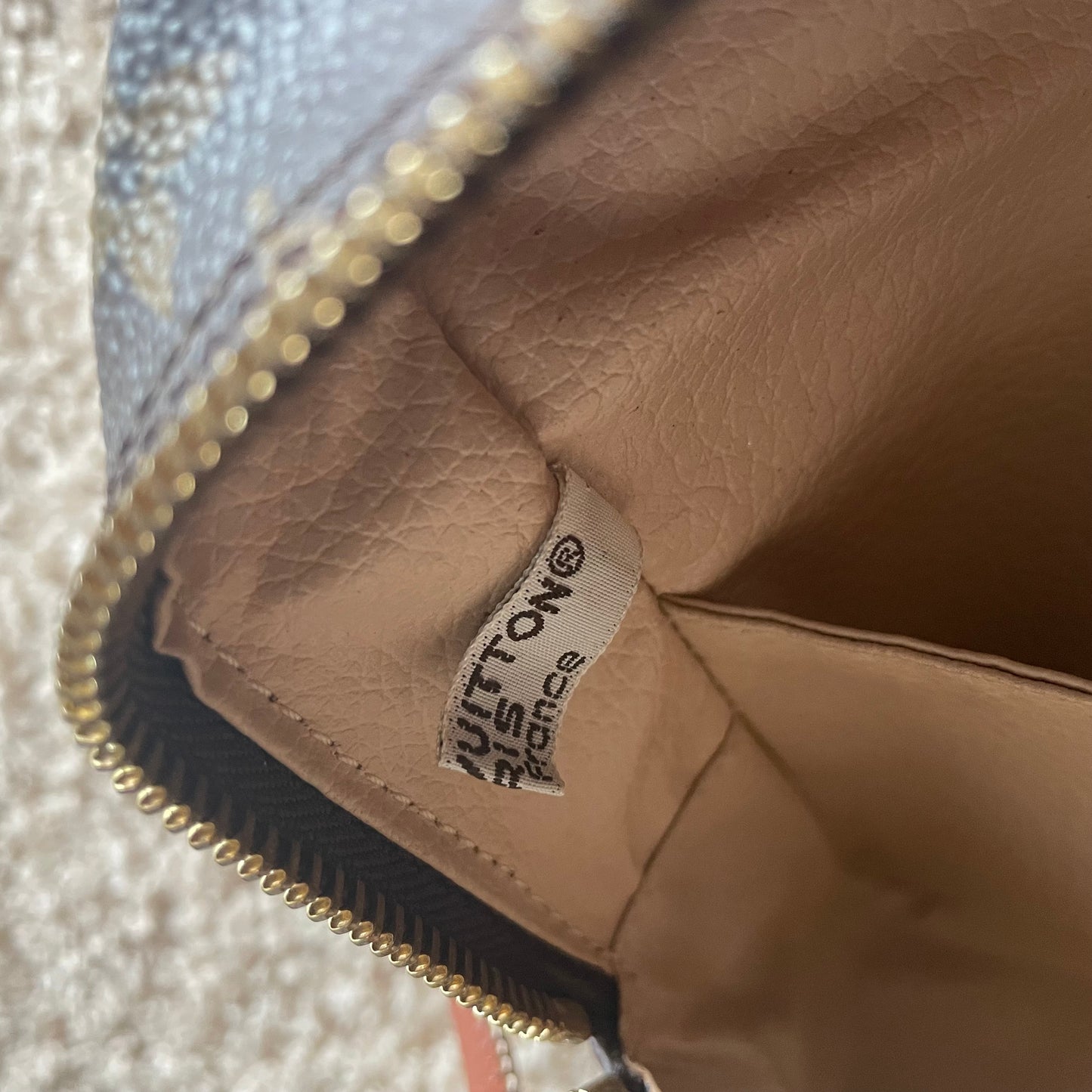 Louis Vuitton Trousseau De Toilette 28 crossbody