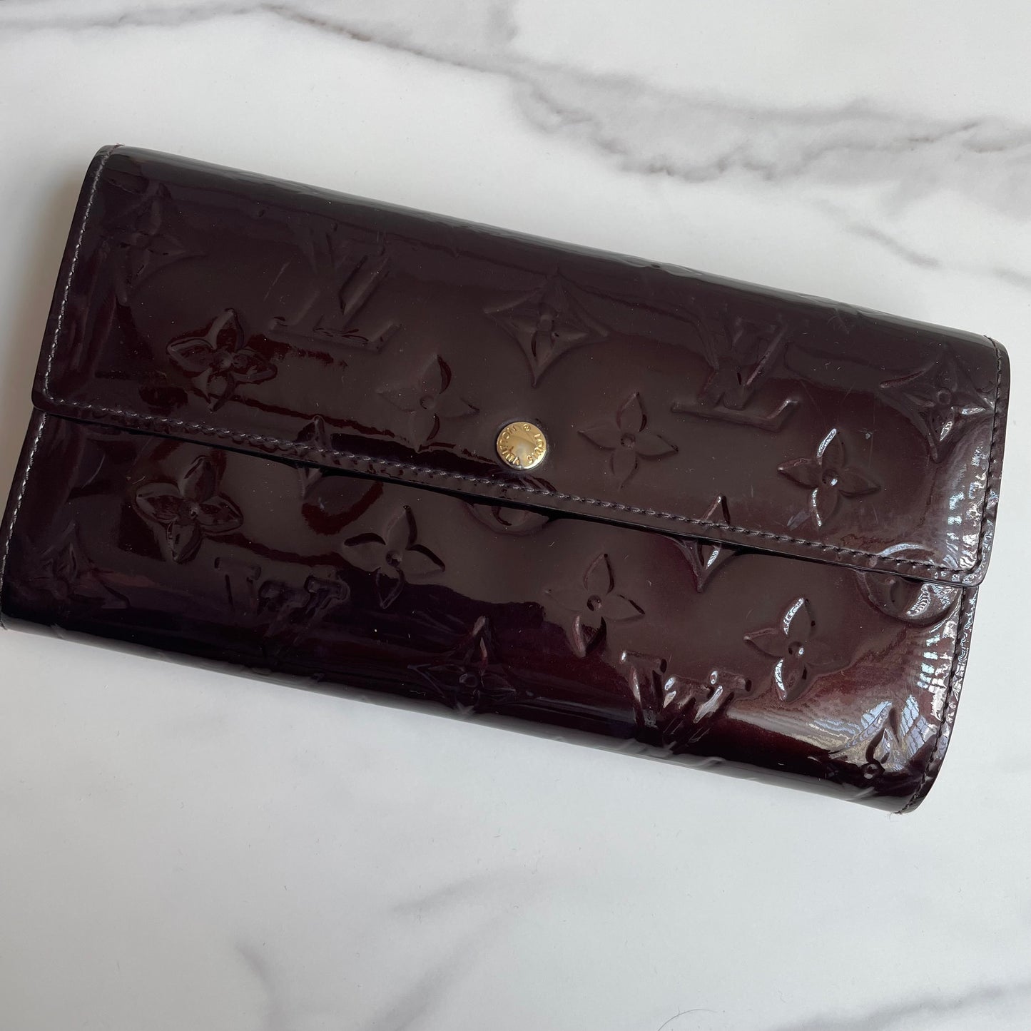 LV Sarah wallet - Amarante Vernis