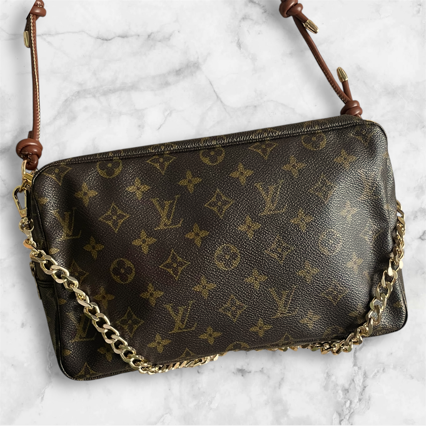 Louis Vuitton Trousseau De Toilette 28 crossbody