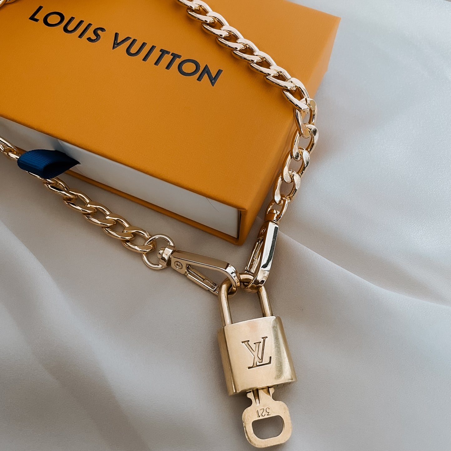 Louis Vuitton Lock and key necklace