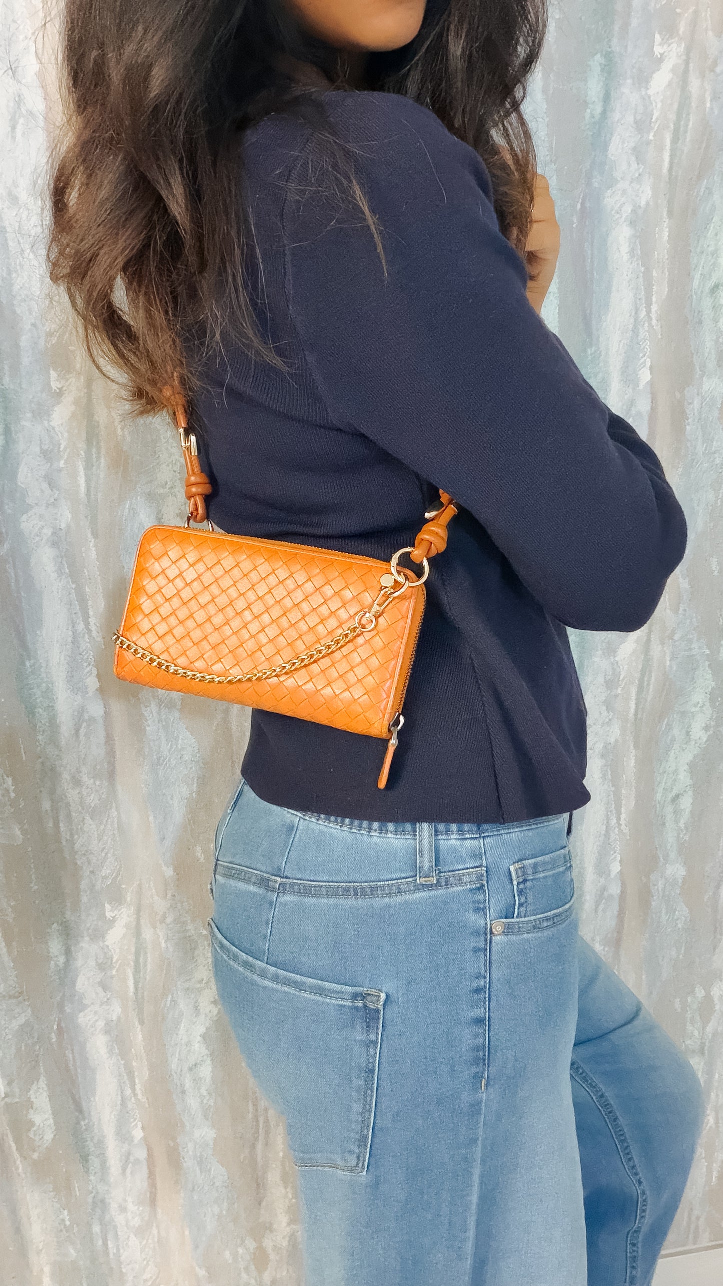 Authentic Bottega Venata Zipper wallet on chain