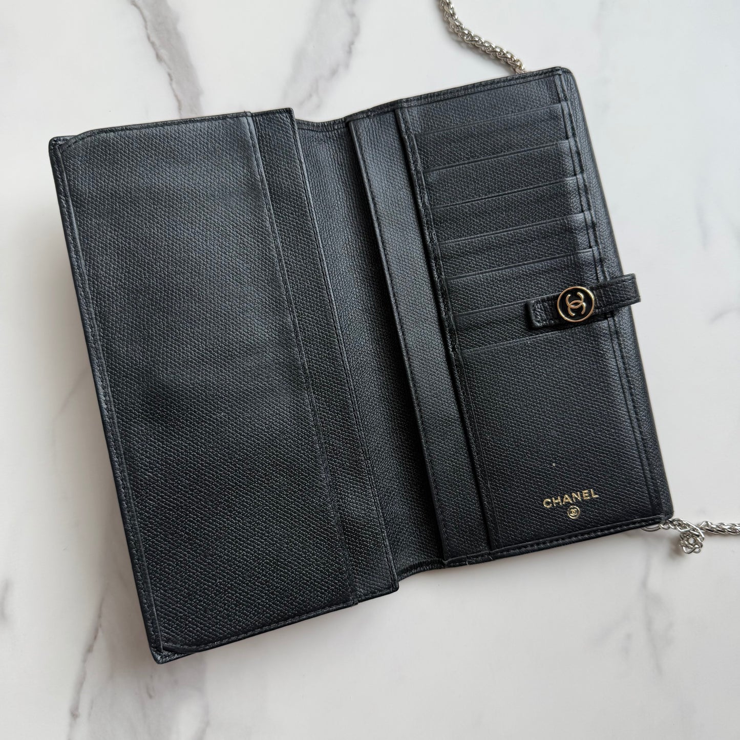 Authentic vintage Chanel Black Leather CC Button Continental Wallet