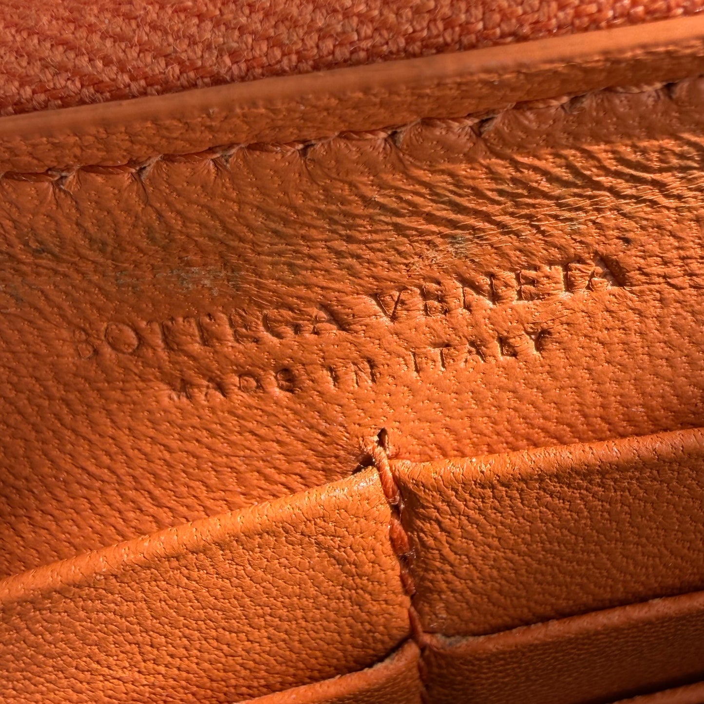 Authentic Bottega Venata Zipper wallet on chain