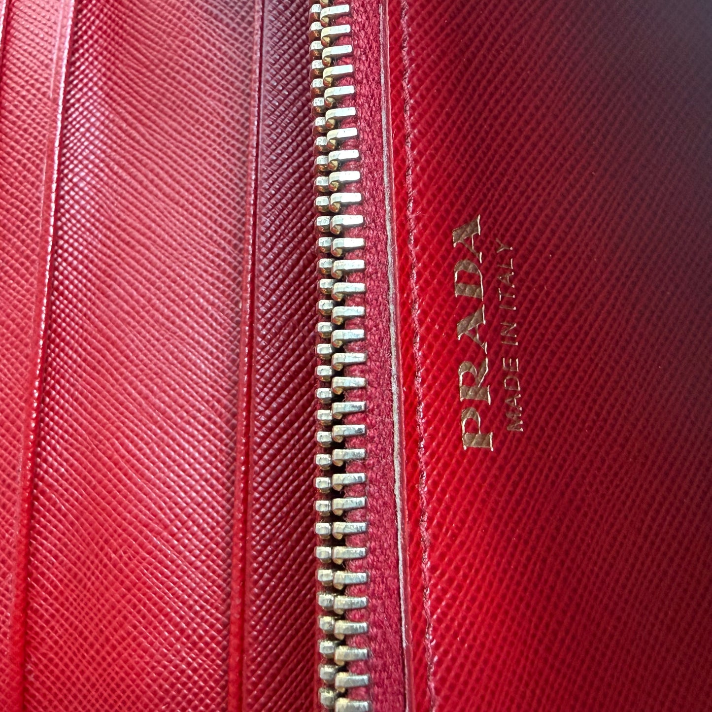 Authentic Prada Saffiano Red wallet on chain