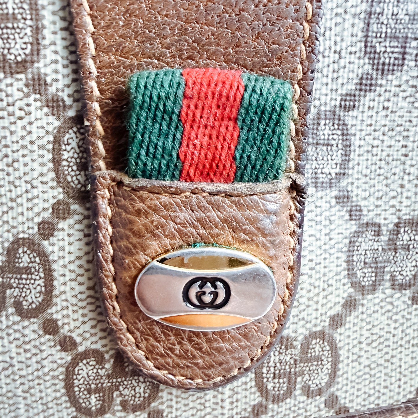 Authentic Gucci Sherry Line vintage Clutch as Crossbody