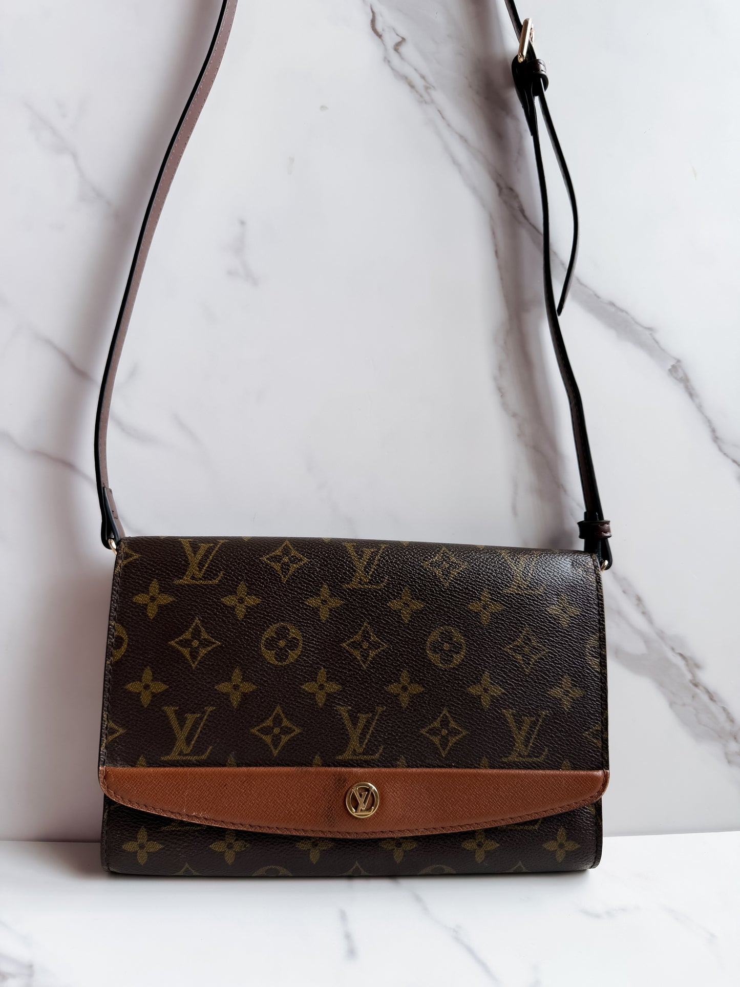 Louis Vuitton Monogram Bordeaux as crossbody