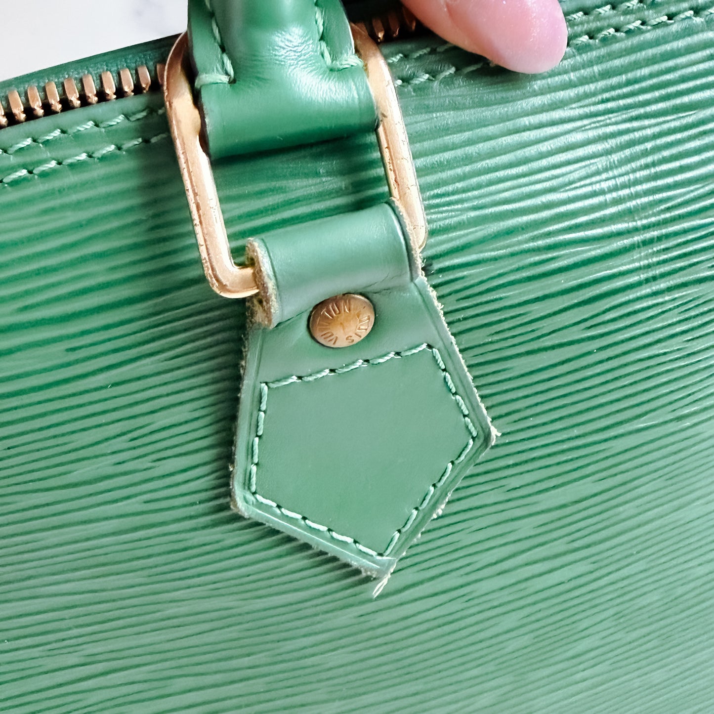 Authentic Louis Vuitton Epi Leather Alma