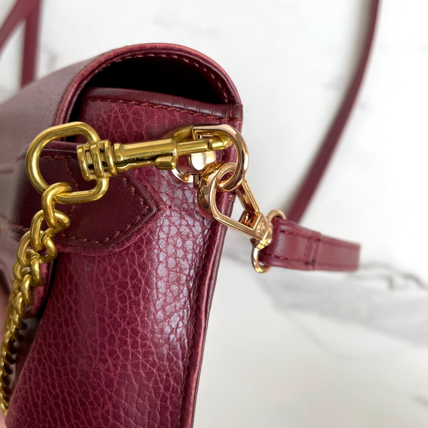 Must De Cartier Clutch on chain