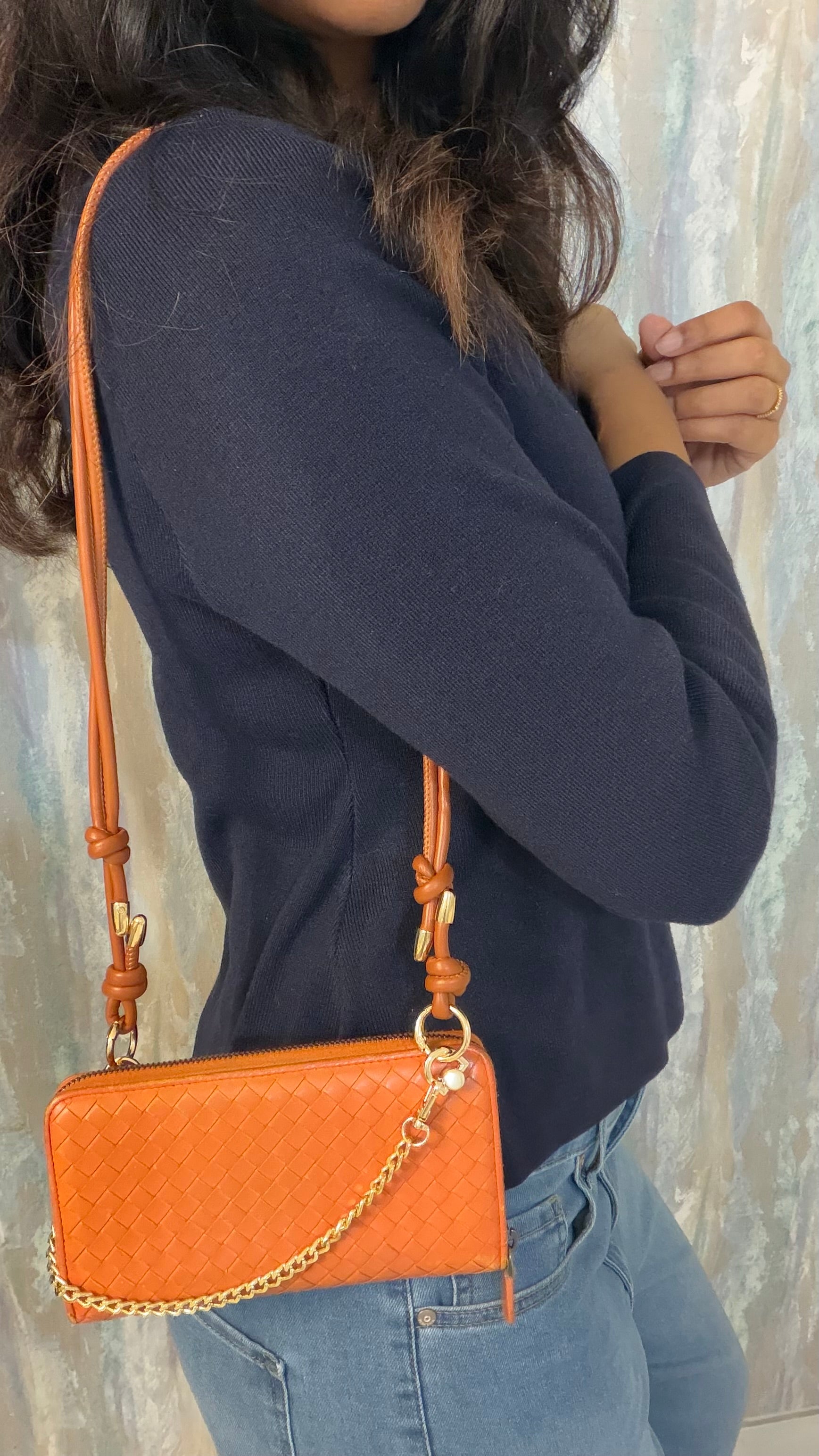 Authentic Bottega Venata Zipper wallet on chain – The Posh Closet