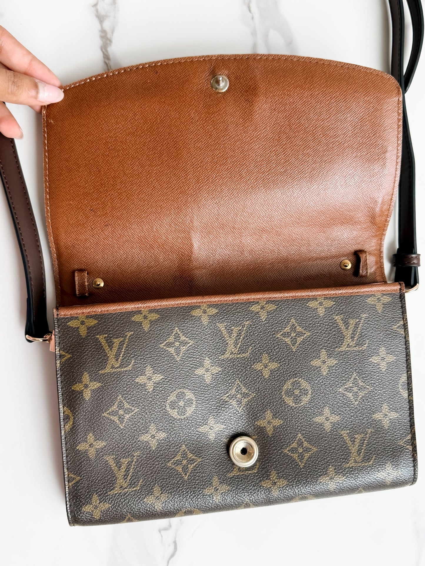 Louis Vuitton Monogram Bordeaux as crossbody